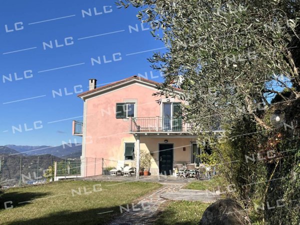casa indipendente in vendita a Cogorno