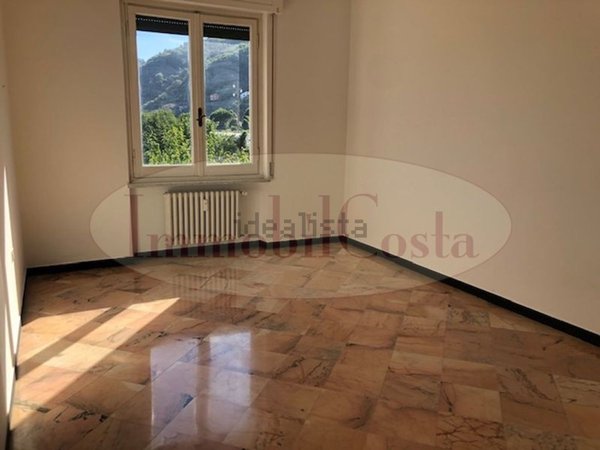 appartamento in vendita a Cogorno in zona San Salvatore