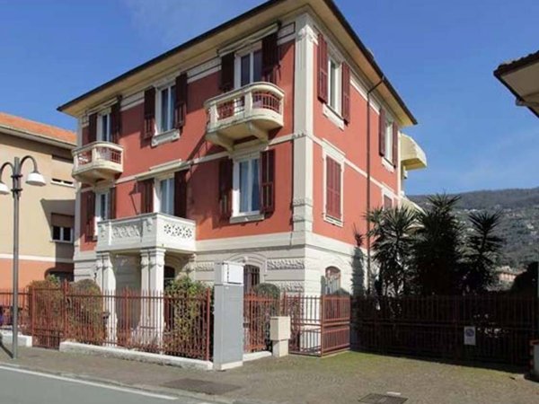 casa indipendente in vendita a Cogorno in zona San Salvatore