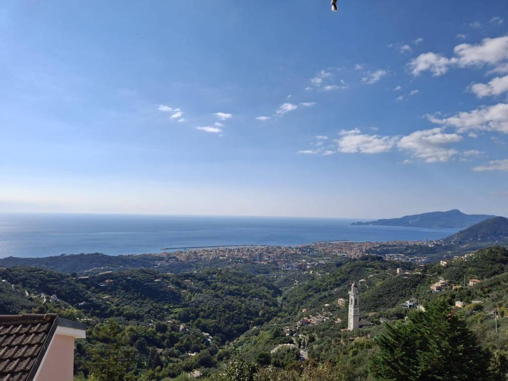 casa indipendente in vendita a Cogorno