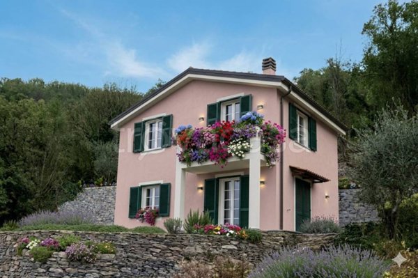 casa indipendente in vendita a Cogorno