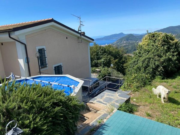 casa indipendente in vendita a Cogorno