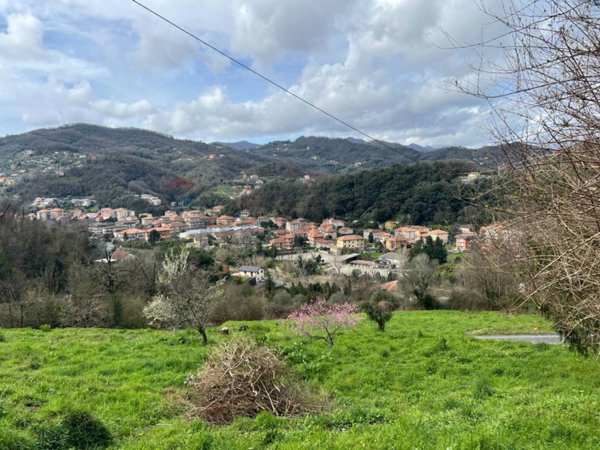 terreno edificabile in vendita a Cogorno in zona San Salvatore