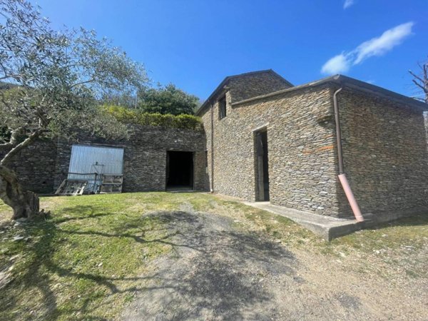 casa indipendente in vendita a Cogorno