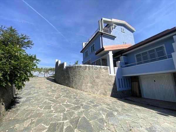 casa indipendente in vendita a Cogorno