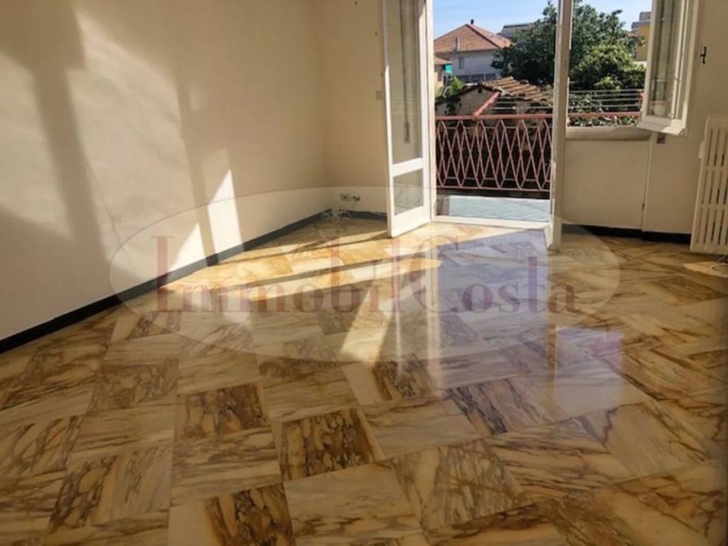 appartamento in vendita a Cogorno in zona San Salvatore