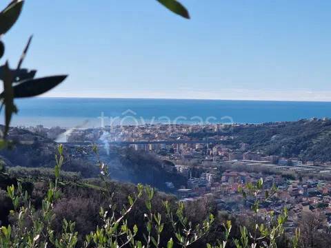 casa indipendente in vendita a Cogorno in zona San Salvatore