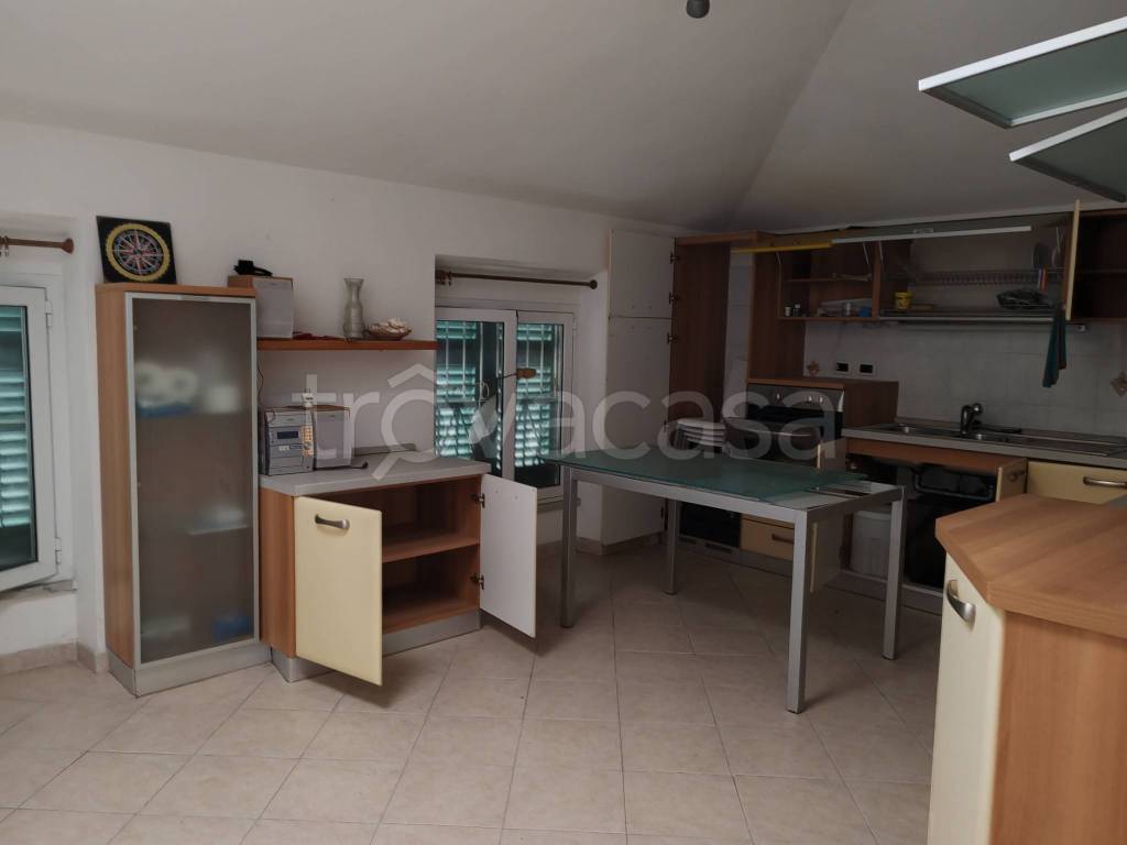 appartamento in vendita a Cogorno in zona San Salvatore