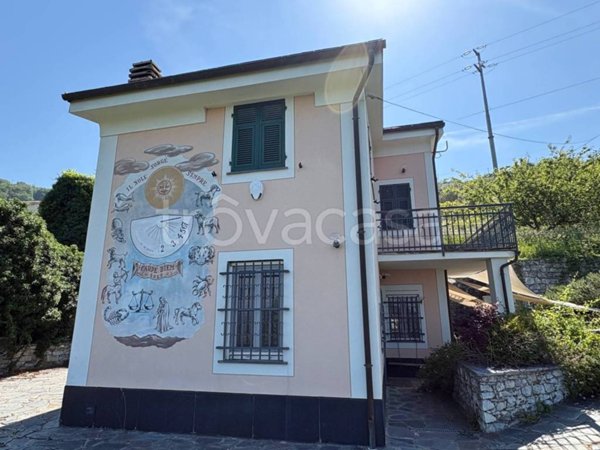casa indipendente in vendita a Cogorno in zona Chiappe