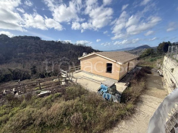 casa indipendente in vendita a Cogorno