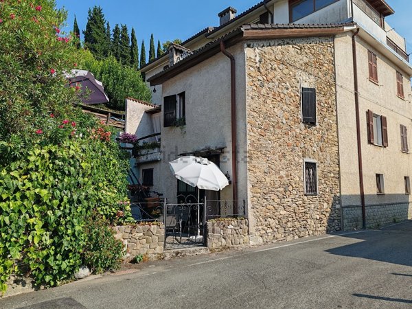 casa indipendente in vendita a Cogorno in zona Panesi