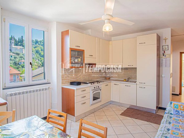 appartamento in vendita a Cogorno in zona Panesi