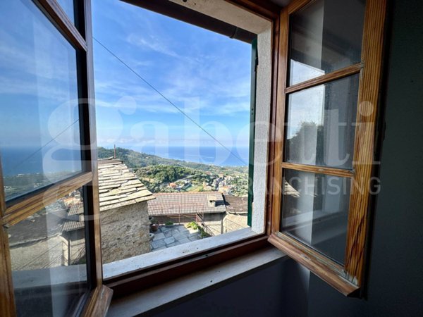 casa indipendente in vendita a Cogorno in zona Chiappe