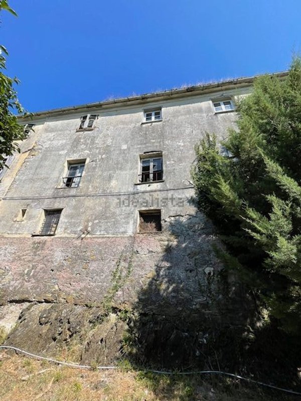 casa indipendente in vendita a Coreglia Ligure