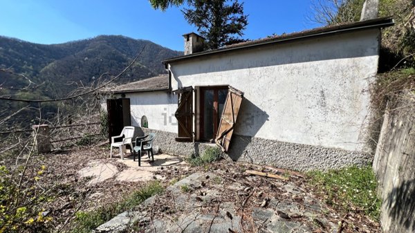 casa semindipendente in vendita a Coreglia Ligure