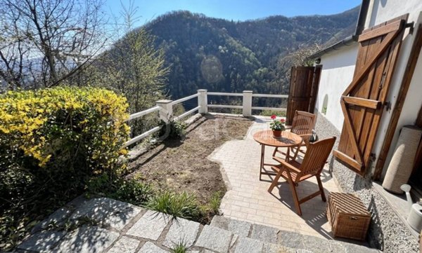 casa indipendente in vendita a Coreglia Ligure