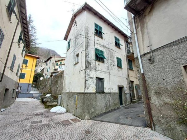 casa semindipendente in vendita a Crocefieschi