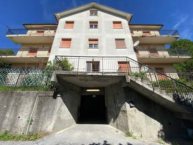 appartamento in vendita a Crocefieschi