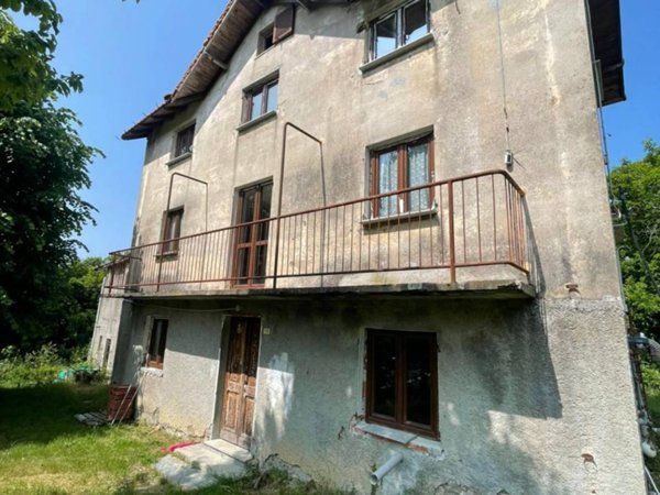 casa indipendente in vendita a Crocefieschi