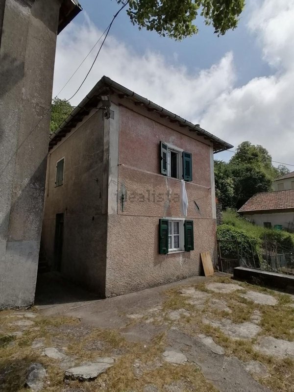 pentavano in vendita a Crocefieschi