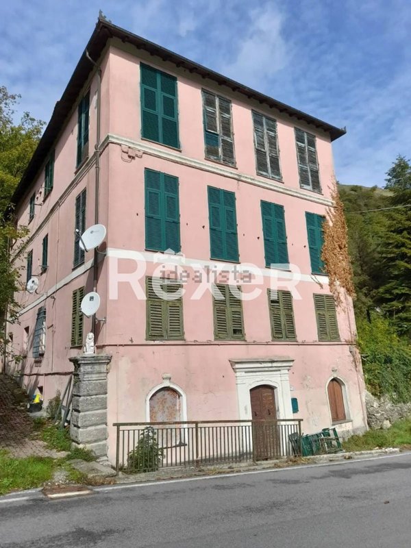 appartamento in vendita a Crocefieschi