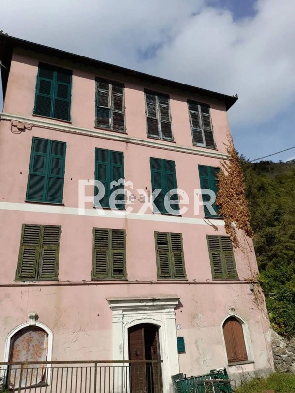 appartamento in vendita a Crocefieschi in zona Preria