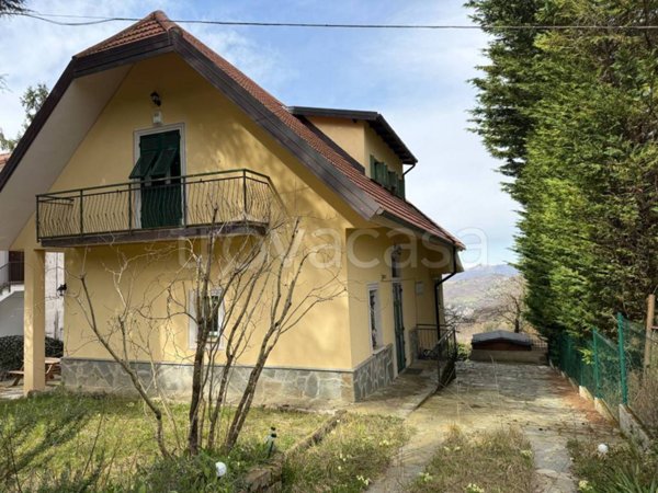casa indipendente in vendita a Crocefieschi