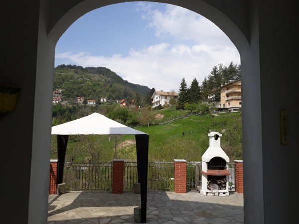 casa indipendente in vendita a Crocefieschi in zona Preria