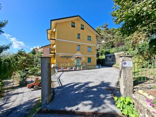 appartamento in vendita a Crocefieschi in zona Preria