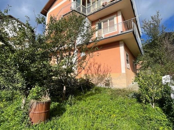 appartamento in vendita a Davagna