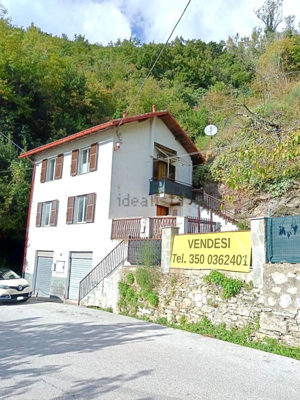appartamento in vendita a Davagna in zona Rosso