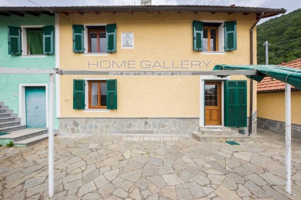 casa indipendente in vendita a Davagna in zona Moranego