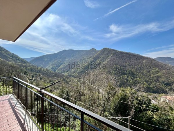 appartamento in vendita a Davagna