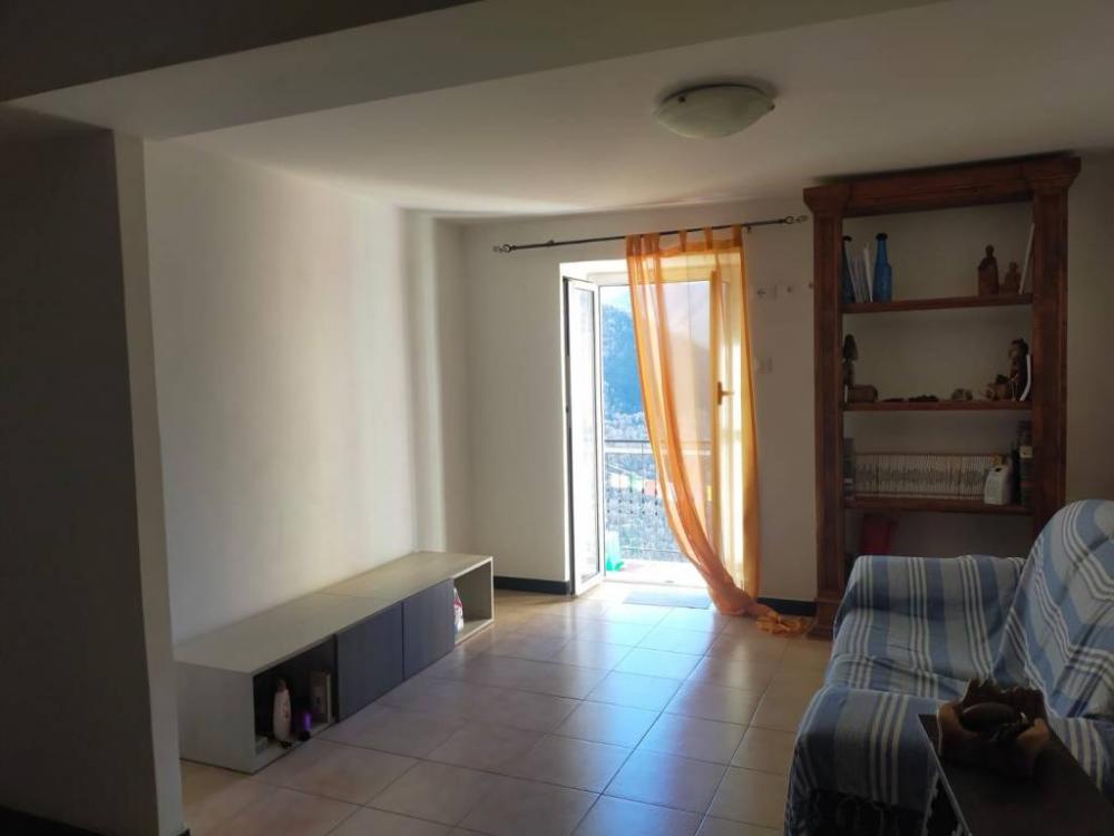 casa indipendente in vendita a Davagna