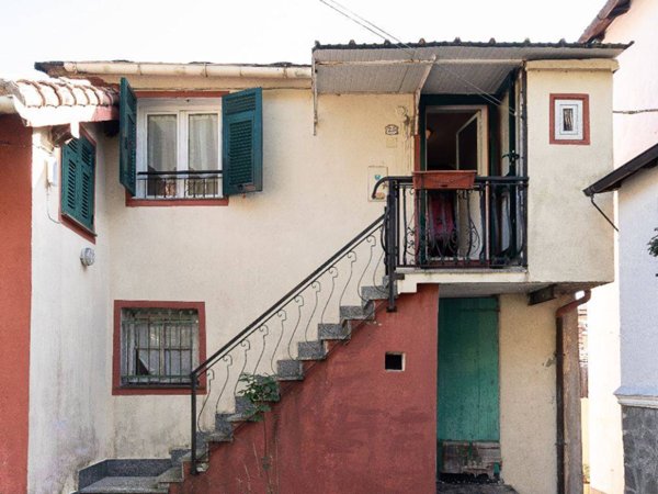 casa indipendente in vendita a Davagna