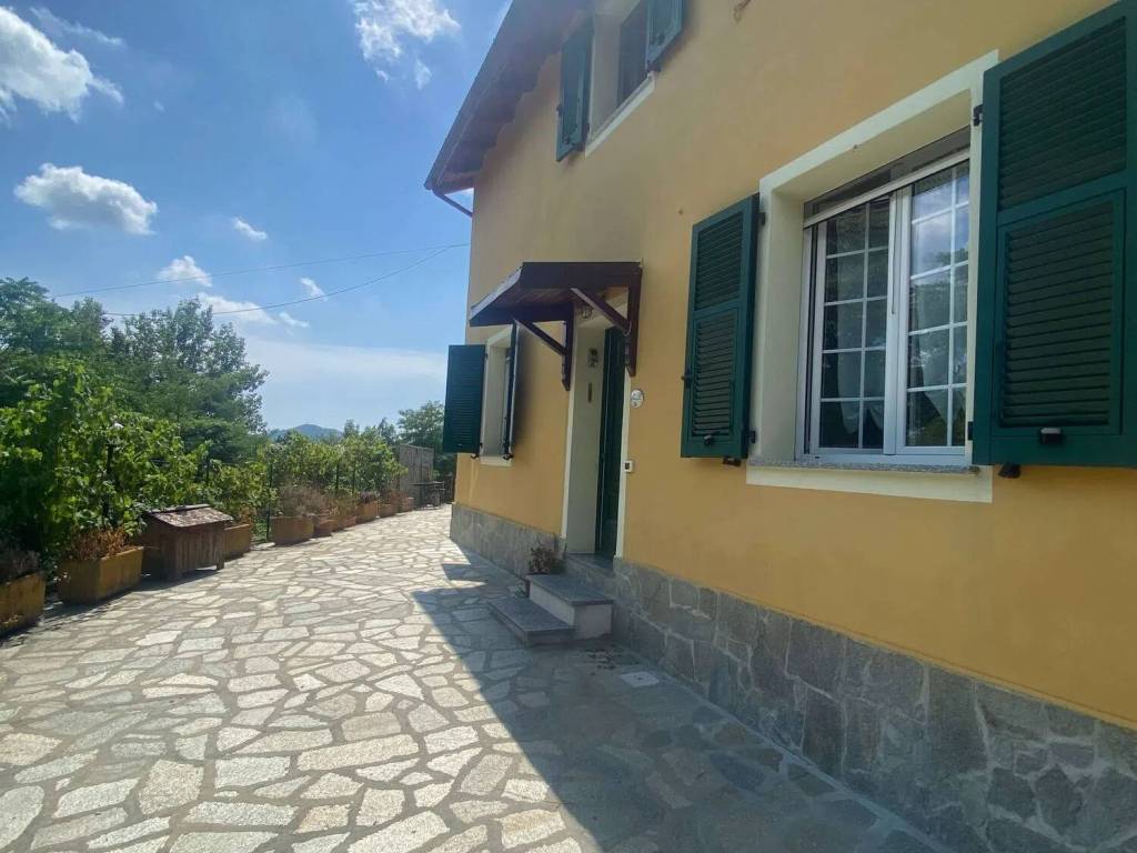 appartamento in vendita a Davagna