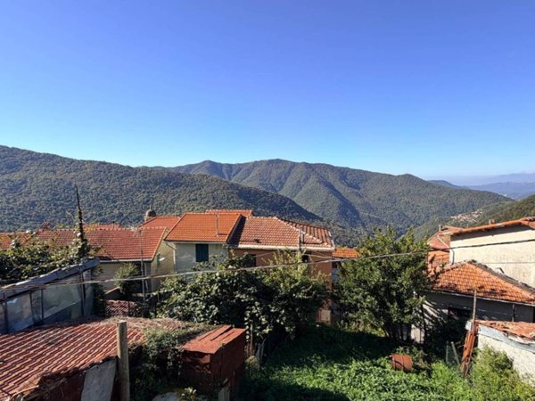 casa indipendente in vendita a Davagna in zona Rosso