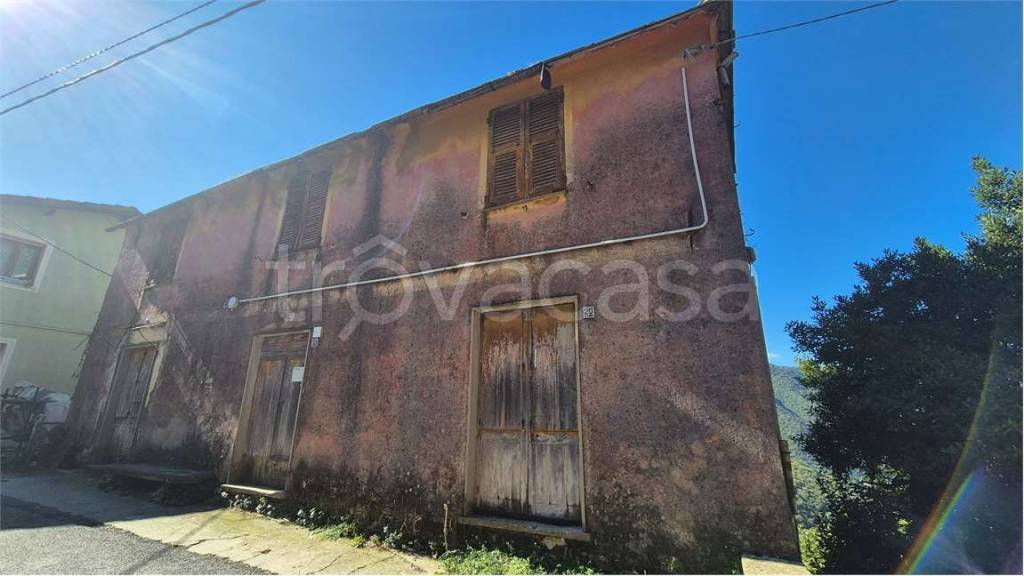 casa indipendente in vendita a Davagna in zona Rosso
