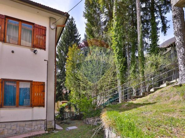 casa indipendente in vendita a Davagna