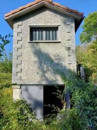 casa indipendente in vendita a Davagna