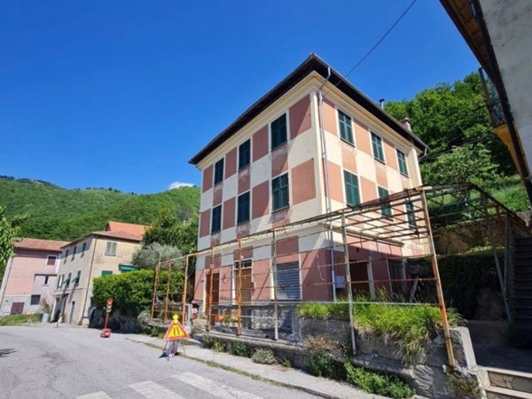 casa indipendente in vendita a Davagna in zona Moranego