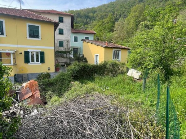 casa indipendente in vendita a Davagna in zona Moranego