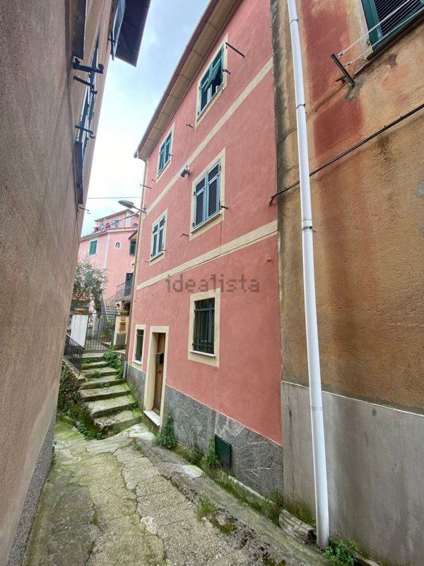 appartamento in vendita a Davagna