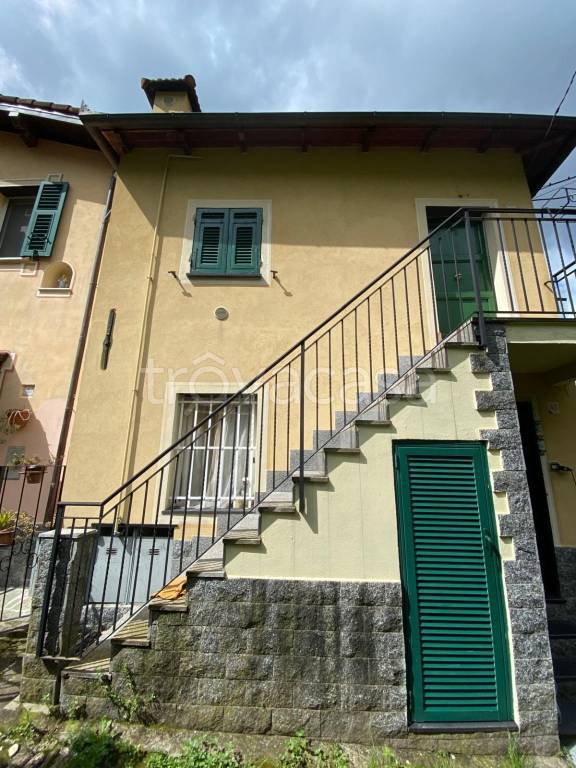 appartamento in vendita a Davagna in zona Calvari