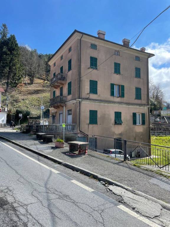 appartamento in vendita a Davagna in zona Moranego