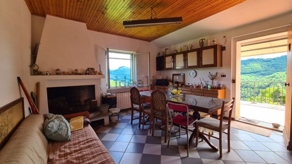 appartamento in vendita a Davagna in zona Rosso