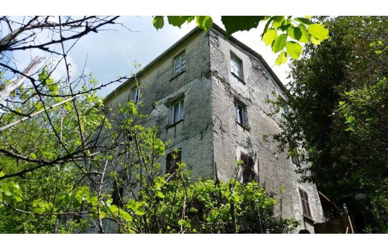 casa indipendente in vendita a Favale di Malvaro