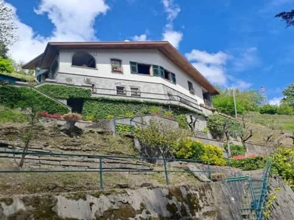 casa indipendente in vendita a Favale di Malvaro