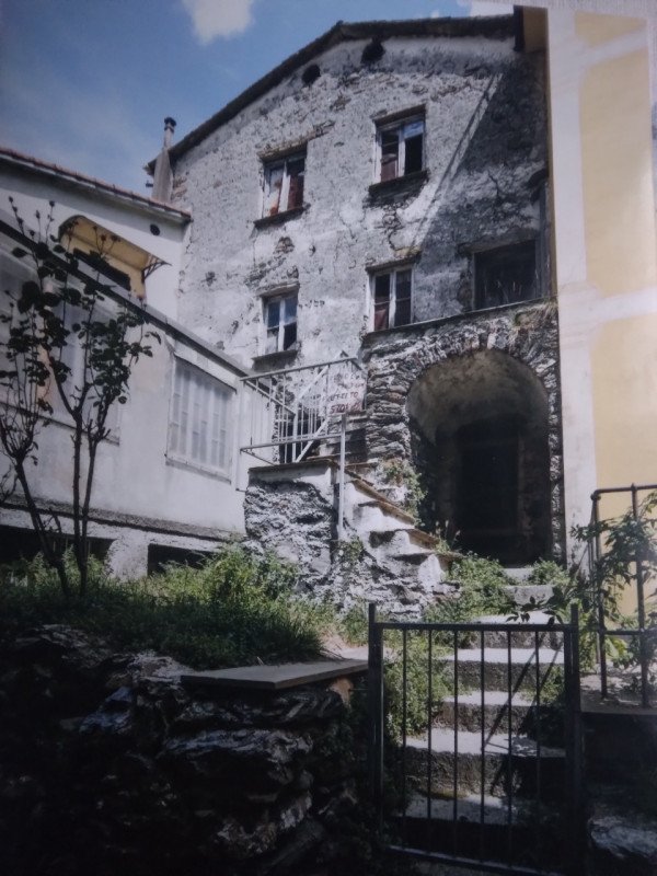 appartamento in vendita a Favale di Malvaro in zona Castello