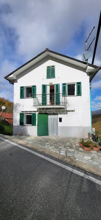 casa indipendente in vendita a Fontanigorda in zona Canale
